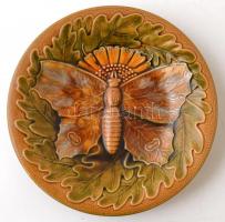 Mázas pillangós tányér, jelzés nélkül, hajszál repedéssel, d:23,5 cm