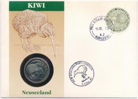 Új-Zéland 1988. 20c Cu-Ni borítékban, alkalmi bélyegzéssel T:1 patina New Zealand 1988. 20 Cents Cu-Ni in envelope, with stamp and cancellations C:UNC patina