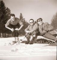 cca 1961 Vaddisznóvadászaton, Kotnyek Antal (1921-1990) budapesti fotóriporter hagyatékából  25 db v...