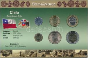 Chile 2001-2008. 1P-500P (6xklf) fémpénz szettben, holland nyelvű leírással T:1  Chile 2001-2008. 1 Peso - 500 Pesos (6xdiff) coin set with information in Dutch C:UNC