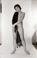 cca 1971 Bugyi nélkül szebb az élet, szolidan erotikus felvételek, 12 db vintage negatív + 10 db vin...