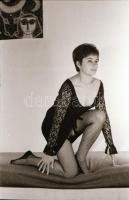 cca 1971 Bugyi nélkül szebb az élet, szolidan erotikus felvételek, 12 db vintage negatív + 10 db vin...