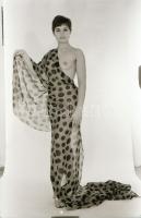 cca 1973 Sellő, pikkely nélkül, szolidan erotikus felvételek, 8 db vintage negatív, 24x36 mm