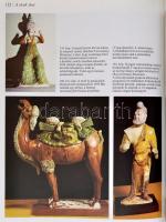 A múlt születése sorozat 12 kötete: 
Nicholas Postage: Az első birodalmak.
David Oates-Joan Oates:...