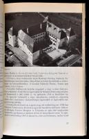 Regélő magyar várak. Szerk.: Bujtás Amália. Bp.,1977, RTV-MINERVA. Kiadói kartonált papírkötés
