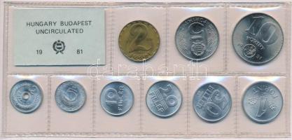 1981. 2f-10Ft (9xklf) érmés forgalmi sor fóliatokban + 100Ft Ni FAO I. - Világélelmezési nap tokban, tanúsítvánnyal T:1,PP