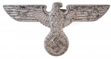 Német Harmadik Birodalom ~1939-1945. Birodalmi sas fém sapkajelvény, hátoldalán M 1/16 RZ jelzéssel (65x32mm) T:2 German Third Reich ~1939-1945. Imperial eagle cap badge with M 1/16 RZ mark on reverse (65x32mm) C:XF