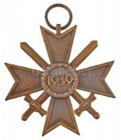 Német Harmadik Birodalom 1939. "Háborús Érdemkereszt II. osztálya kardokkal" Br kitüntetés...