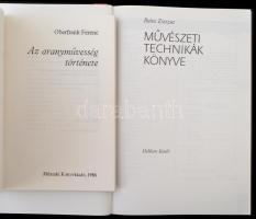 Oberfrank Ferenc: Az aranyművesség története. Bp., 1986. Műszaki. Ihász Zsuzsa: A művészeti techniká...