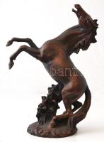 Ágaskodó ló, festett műgyanta, kopásokkal, m:36 cm
