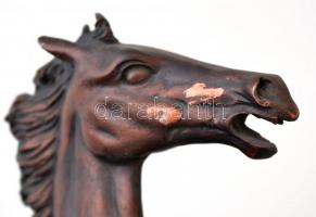 Ágaskodó ló, festett műgyanta, kopásokkal, m:36 cm