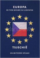 Csehország 1993-2004. 10h-20K (9xklf) forgalmi sor, Europa - A tíz új tagállam sorozat + 2004. Europa / Cseh Köztársaság - Prága jelzett Ag emlékérem T:1 Czech Republic 1993-2004. 10 Haleru - 20 Korun (9xdiff) coin set from the Europa - De tien nieuwe EU-Lidstaten + 2004. Europa / Ceská Republika hallmarked Ag commemorative medallion C:UNC