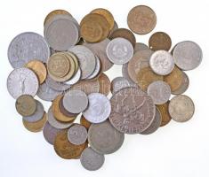 Vegyes külföldi fémpénz tétel ~395g-os súlyban T:vegyes Mixed coin lot in ~395g net weight C:mixed