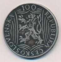 Csehszlovákia 1949. 100K Ag "Sztálin" T:2- patina, karc
Czechoslovakia 1949. 100 Korun Ag...