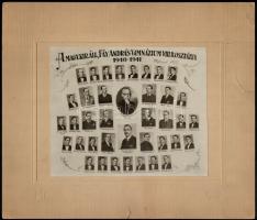 cca 1940-1941 M. Kir. Áll.Fáy András Gimnázium egy osztályának két tablófotója, kartonon, az egyik hátoldalán nevekkel feliratozva, az kartonon sérüléssel, 17x20 cm és 16x22 cm