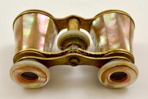 Színházi látcső, gyöngyház berakással, Rudolf John Olmütz bőr tokban, 8×10 cm