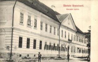 Bozovics, Bozovici; Kincstári épület / treasury building