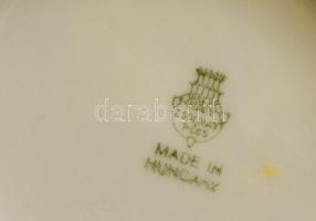 Zsolnay matricás kis tálka, jelzett, hibátlan, d: 10,5 cm (2×)