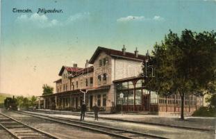 Trencsén, Trencín; vasútállomás, gőzmozdony / Bahnhof / railway station, locomotive