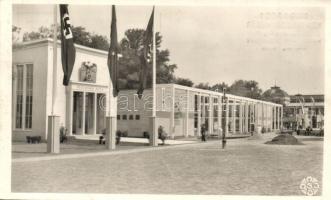 1942 Budapest, BNV Budapesti Nemzetközi Vásár, Háborús vásár, Deutsches Reich pavilon, swastika, horogkeresztes zászló
