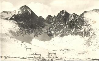 20 db főleg modern városképes lap a Magas Tátrából / 20 mainly modern town-view postcards from the H...