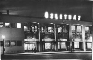 Dunaújváros, Dunapentele, Sztálinváros - 11 db modern városképes lap / 11 modern town-view postcards