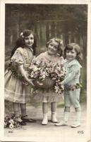 17 db régi motívumlap közte Stengel lapok és fotók is / 17 pre-1945 motive cards, among them Stengel...