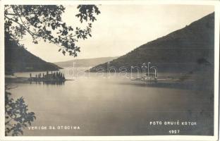 17 db régi külföldi városképes lap / 17 pre-1945 European and Worldwide town-view postcards