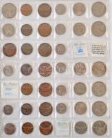 Dél-Afrika 116db-os érmegyűjtemény berakóban T:vegyes
South Africa 116pcs of coins in binder C:mixe...