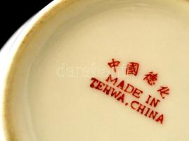 Tehwa kínai váza, jelzett, matricás, hibátlan, m: 26 cm