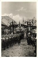 1938 Losonc, Lucenec; bevonulás, díszkapu / entry of the Hungarian troops, decorated gate + 1938 Losonc visszatért So. Stpl.