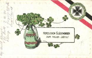 Herzlichen Glückwunsh zum neuen Jahre / WWI German military New Year greeting art postcards with clovers and flag. Emb. litho (tear)