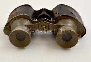 cca 1940 Fém katonai távcső, kopott bőr markolattal, az egyik felén a bőr markolat sérült, levált, 1...