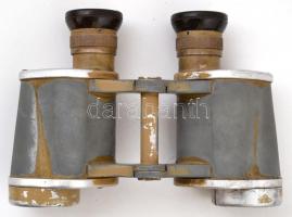 cca 1940 CAG  6×30 távcső, kopott, jelzett, eredeti bőr tokjában, Afrika Korps festéssel 11×16 cm / ...