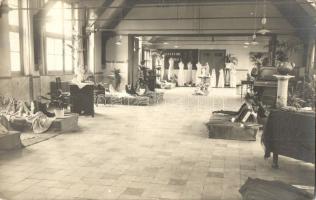 75 db RÉGI családi fotó képeslap / 75 pre-1945 family photo postcards