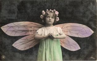 4 db RÉGI pillangós kislány motívumlap / 4 pre-1945 butterfly girl motive postcards