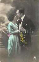 13 db RÉGI romantikus pár motívumlap, kézzel festett / 13 pre-1945 romantic couple motive postcards, hand-coloured