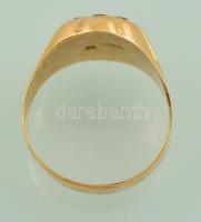 14k arany gyűrű judaika motívummal. Pecsétcsűrű. 4,8 g / 14 C gold judaica ring size: 66