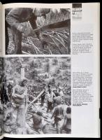 Világkép. The world in photos. Fotó Világkiállítás 1989. Bp.,1989, Officina Nova.IPV. Kiadói kartoná...