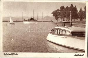 Balatonföldvár, Hajókikötő, Vadliba motoros yacht (Rb)