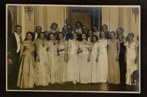 1934 és 1935 Budapest, Hungária Szálló, protestáns bál, Schäffer fényképész 33 db vintage fotója, al...