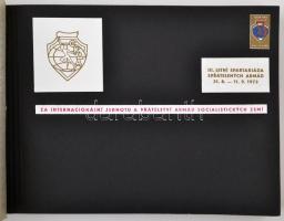 1973 A fegyverbarátság jegyében Csehszlovákiában rendezett III. katonai spartakiád fotóalbuma, 46 db...