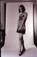 cca 1973 Titkos modellképző gyakorlatok, szolidan erotikus felvételek, 14 db vintage negatív + az ez...