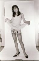 cca 1974 Feltáruló női bájak, szolidan erotikus felvételek, 15 db vintage negatív, 24x36 mm