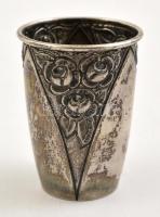 Ezüst (Ag.) rózsás keresztelő pohár, jelzett, mesterjeggyel, kopott, m:7,5 cm, nettó:52 g
