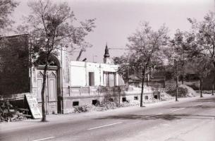 cca 1980 Kecskemét, helytörténeti jelentőséggel bíró felvételek a város változásairól, régi és új ép...