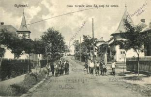 Gyömrő, Deák Ferenc utca, Állami polgári fiú iskola, szolgabíró háza. Kiadja a Hangya Szövetkezet