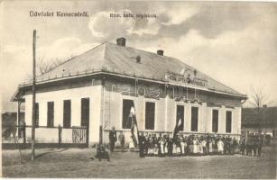 1912 Kemecse, Római katolikus iskola, gyerekek, magyar zászlók. Malachovsky fényképész kiadása