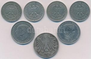 NSZK 1957-1988. 1M (4xklf) + 2M (2xklf) + 5M T:2,2-
FRG 1957-1988. 1 Mark (4xdiff) + 2 Mark (2xdiff...