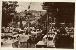 Budapest I. Naphegy, Cziegler Jenő vendéglője, kerthelyiség. Czakó utca 1/3.